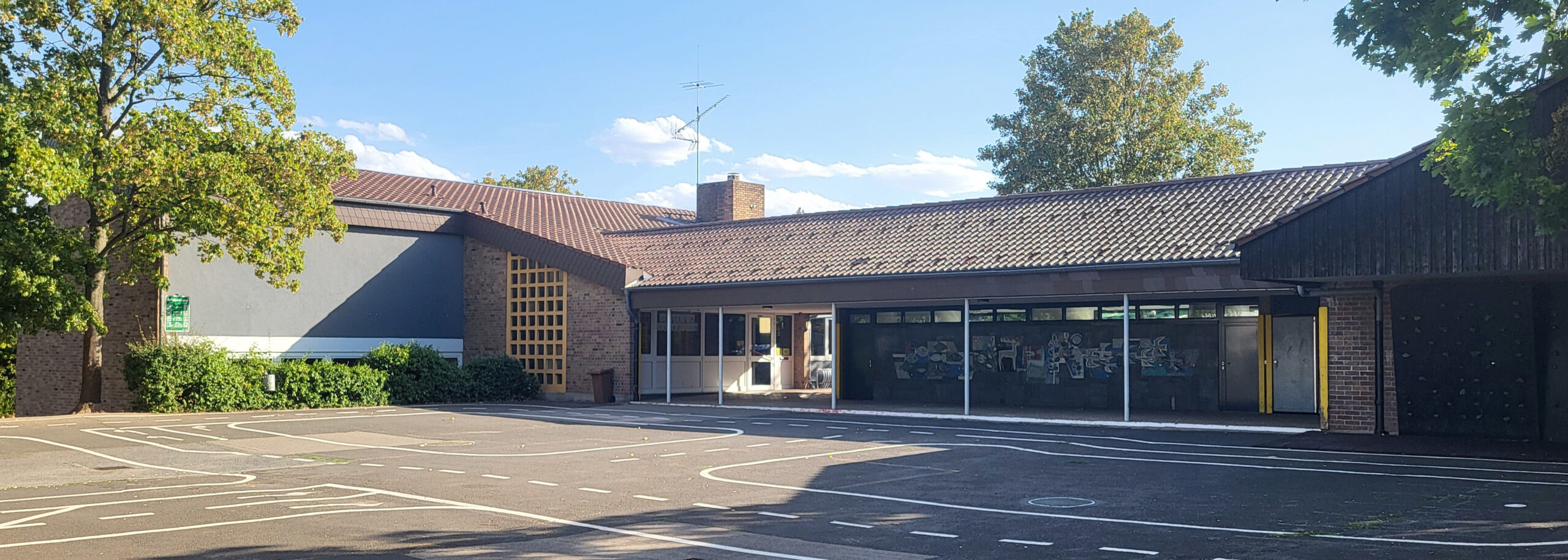 Grundschule Schulhof 2026 klein